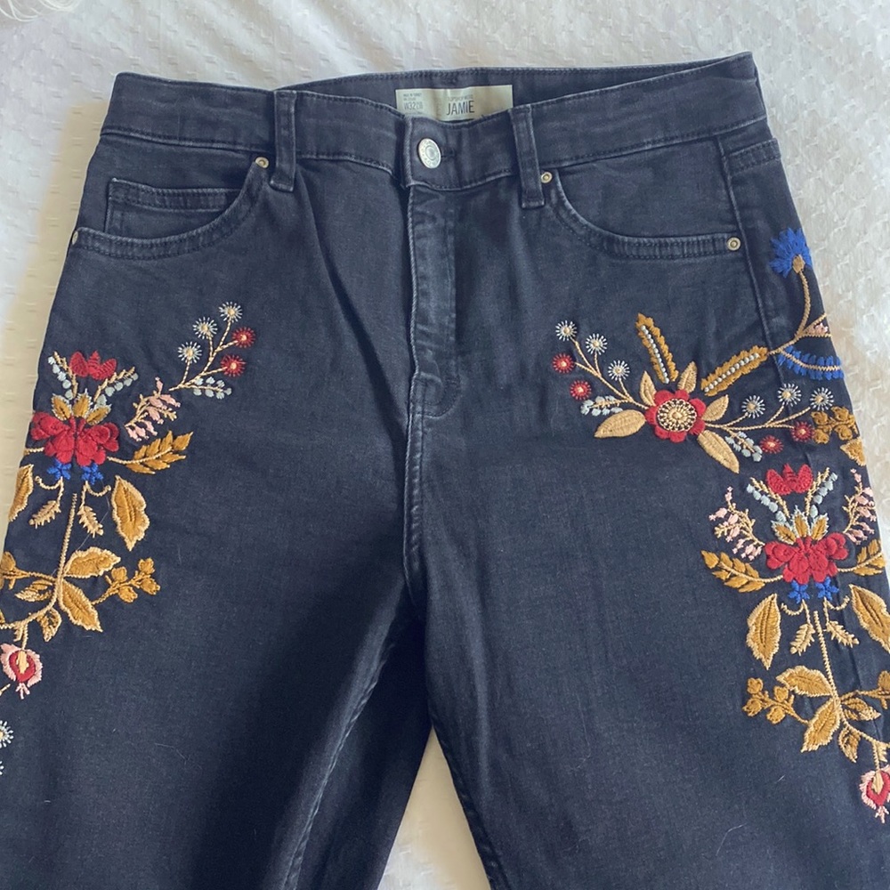 W32 L 30 embroidered black denim. They run a bit small